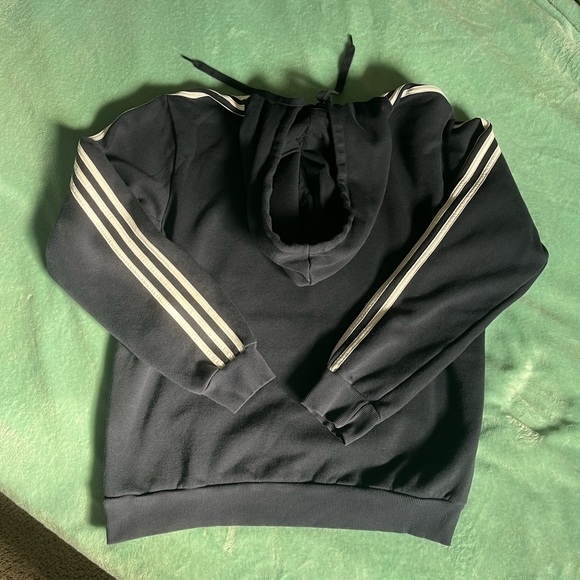 Adidas sweatshirt - Picture 2 of 3